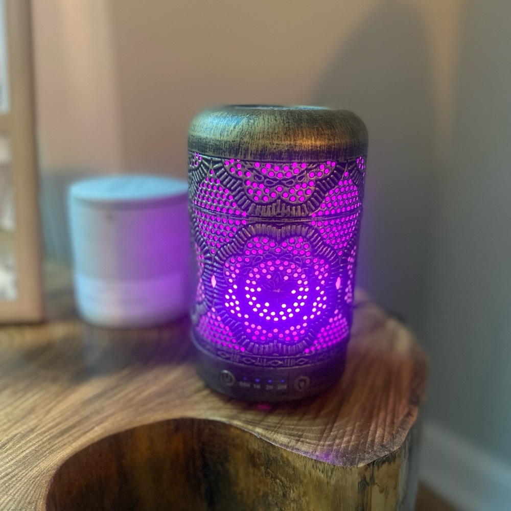 Essential Oil Diffuser - Picture 5 of 5